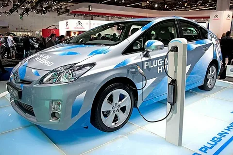 How Electric Vehicle Charging Actually Works at Home and on the Road