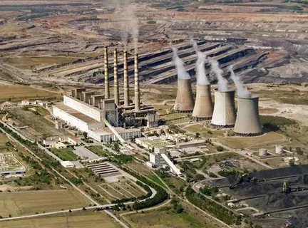 How Electricity Actually Gets From the Power Plant to Your Home
